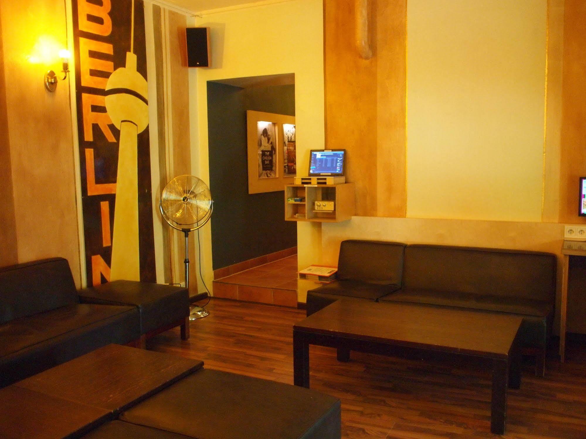 Hostel Eastseven *